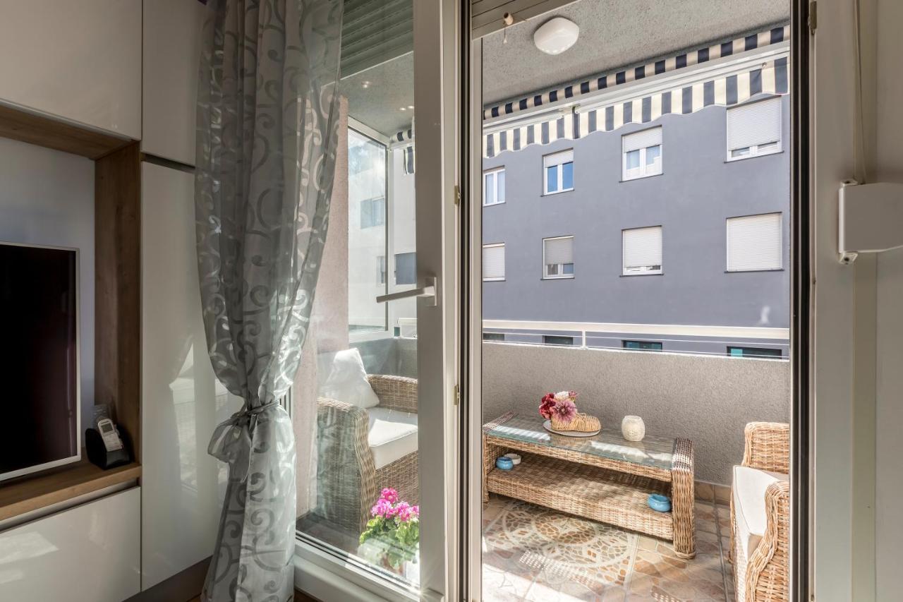 Noemi Luxury Solin
